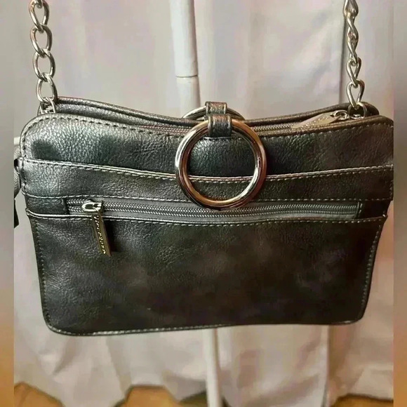 Pouchee Organizer Bag in silver gray Clutch or crossbody . New without tags - Picture 1 of 8